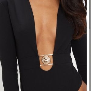 PRETTYLITTLETHING Black Lion Pendant Bodysuit